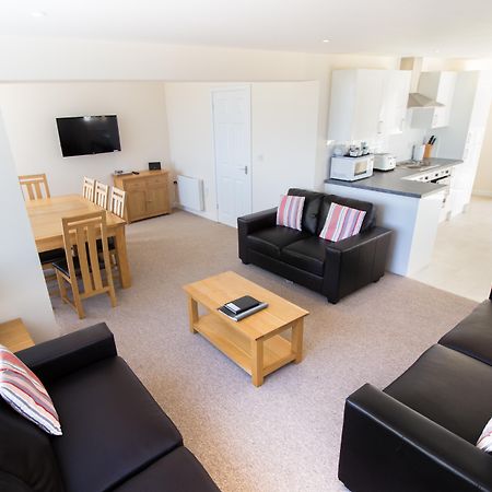 Seaview Holidays - Salterns Village Esterno foto